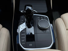 Cargar imagen en el visor de la galería, BMW X3 XDrive30i Modelo 2022
