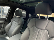 Cargar imagen en el visor de la galería, Audi Q5 Sportback Híbrida Modelo 2023
