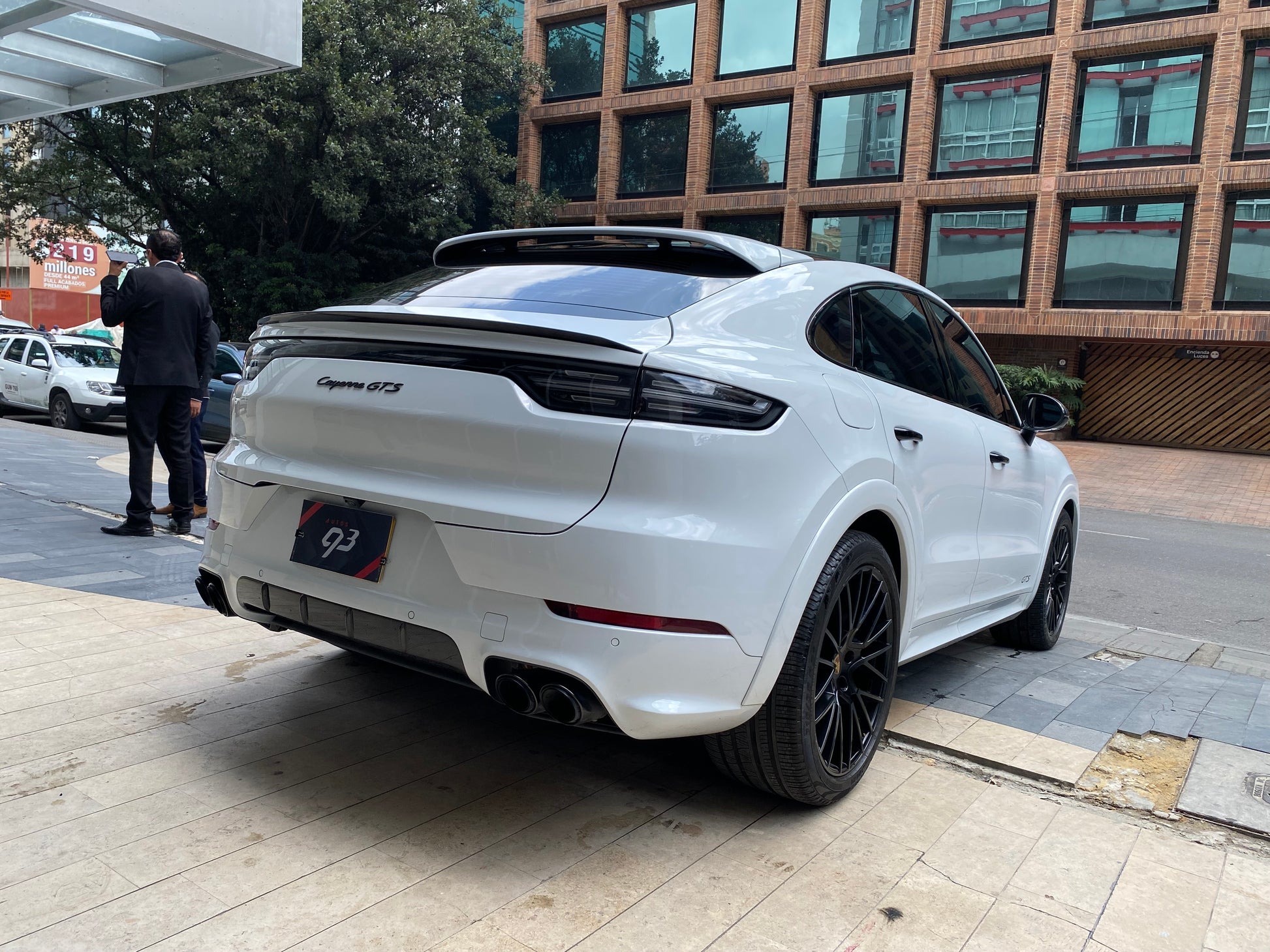 Porsche Cayenne GTS Coupé Modelo 2022 - Autos 93