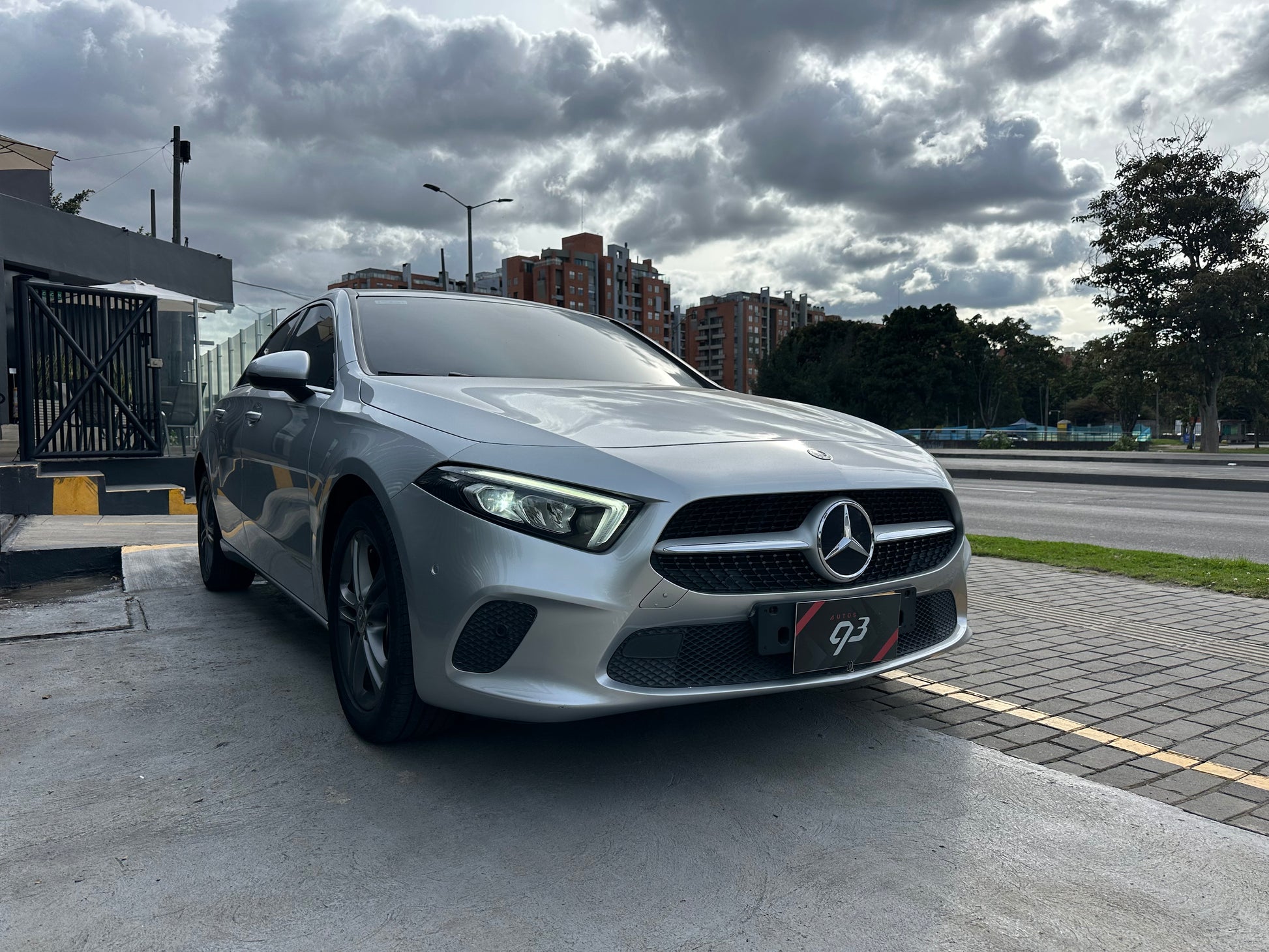 MERCEDES -BENZ A200 SEDAN 2020 - Autos 93