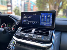 Cargar imagen en el visor de la galería, Toyota Land Cruiser 300 ZX Modelo 2023
