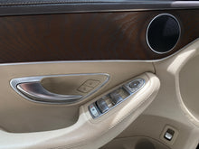 Cargar imagen en el visor de la galería, Mercedes-Benz C200 Modelo 2020
