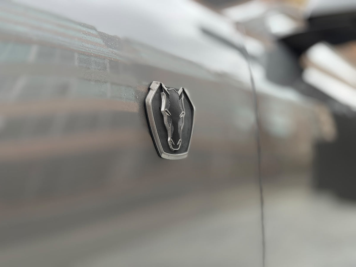 Ford Mustang Dark Horse Modelo 2025