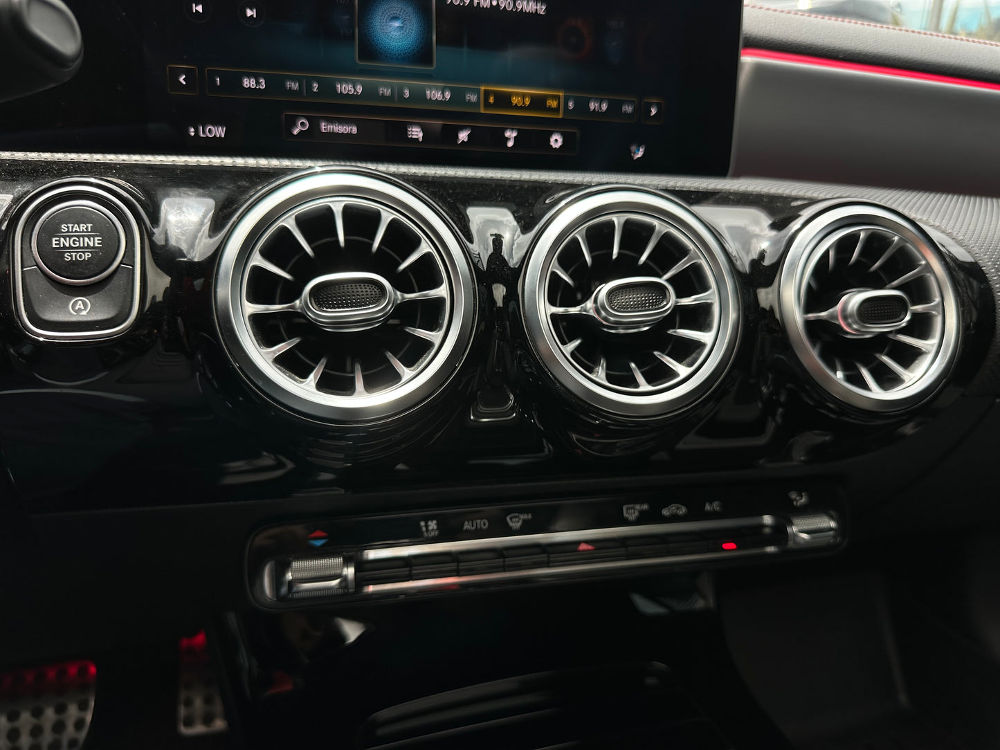 Mercedes-Benz CLA 180 Modelo 2020