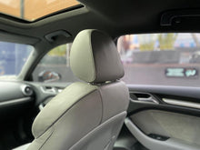 Cargar imagen en el visor de la galería, Audi A3 S-line Modelo 2018
