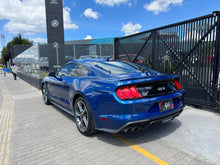 Cargar imagen en el visor de la galería, Ford Mustang GT Modelo 2022
