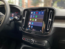 Cargar imagen en el visor de la galería, Volvo XC40 B4 Híbrido Modelo 2023
