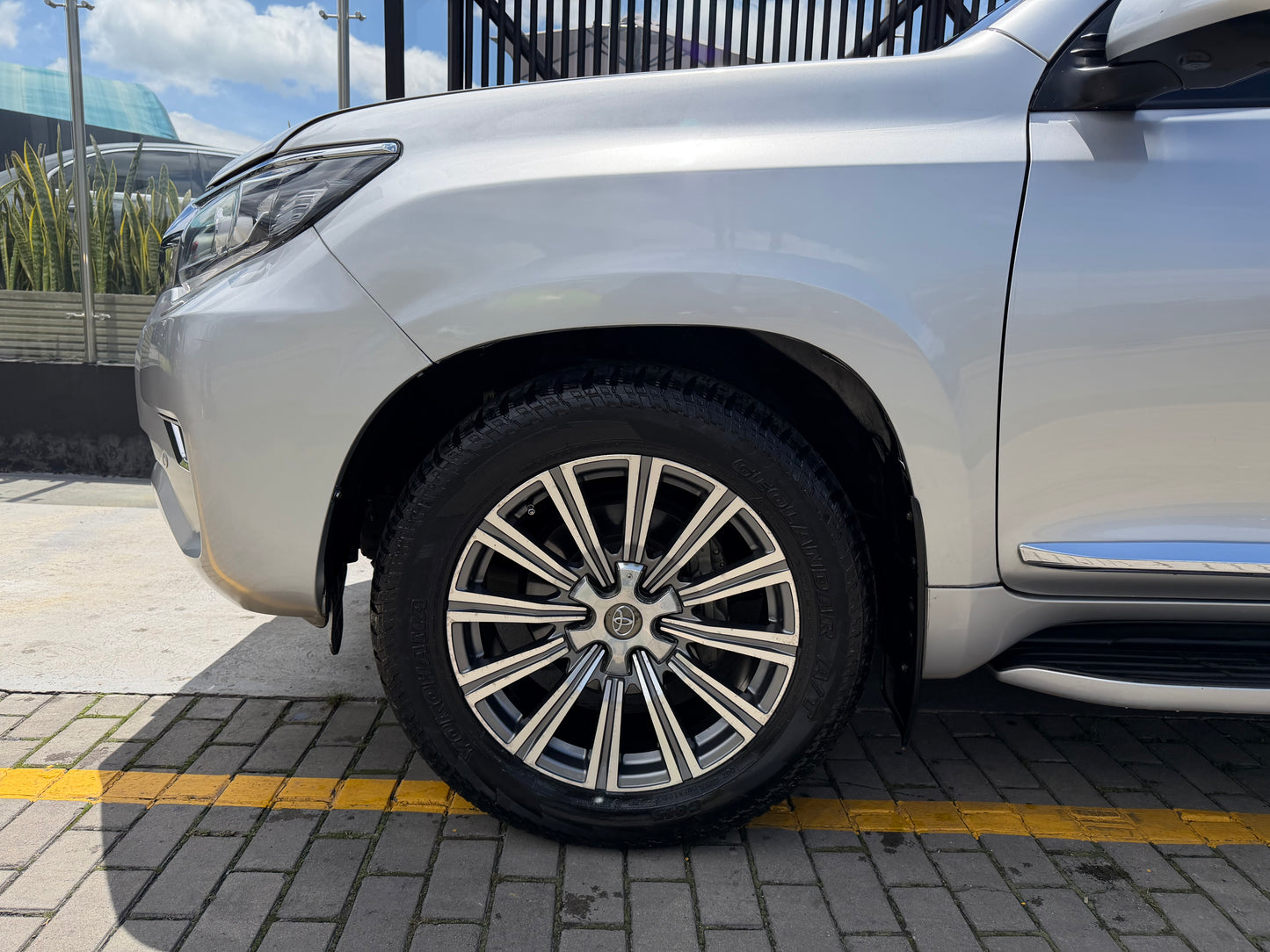 Toyota Prado VX 4.0 Modelo 2017 - Autos 93