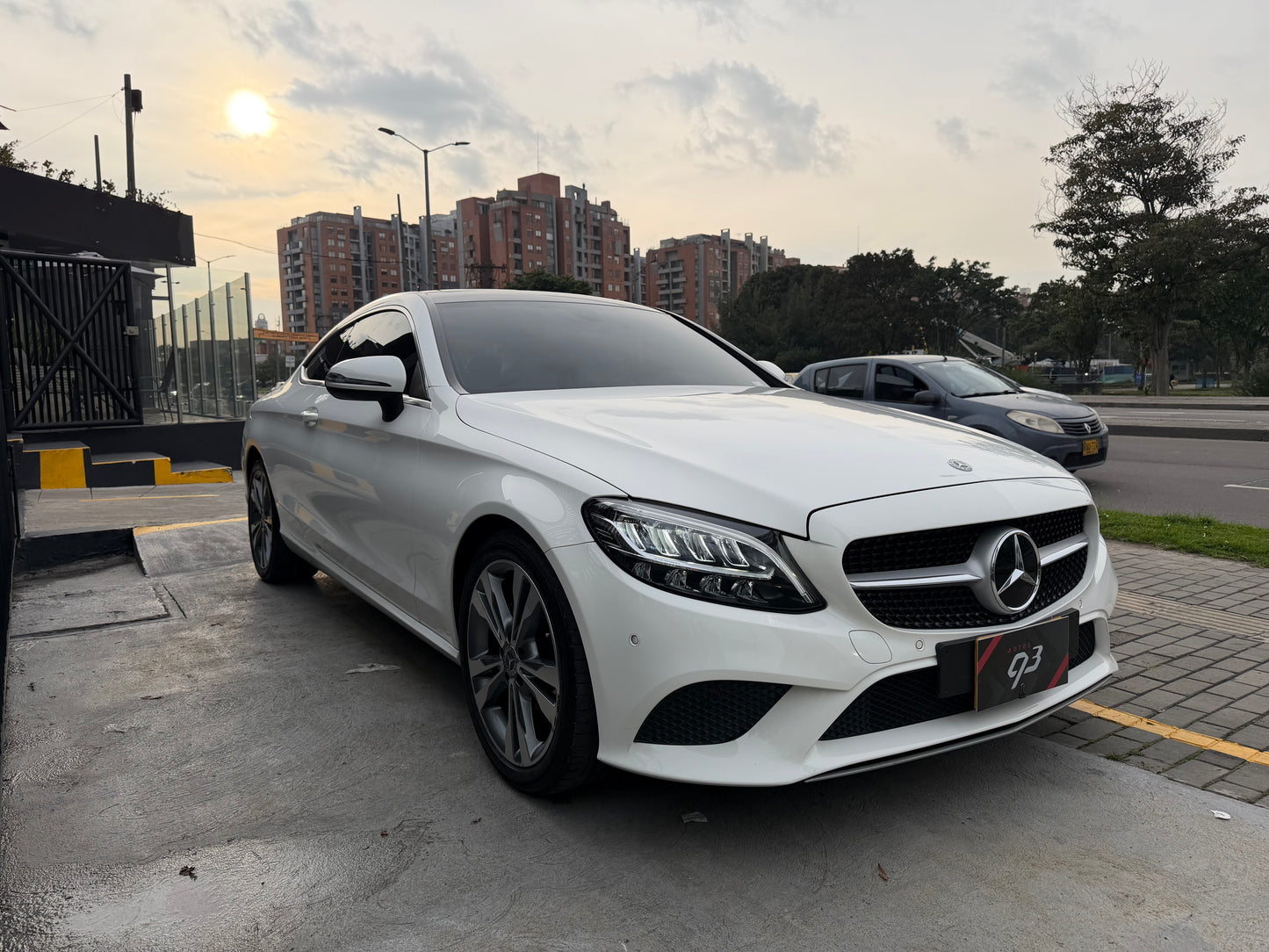 Mercedes Benz C200 Coupé Modelo 2019 - Autos 93