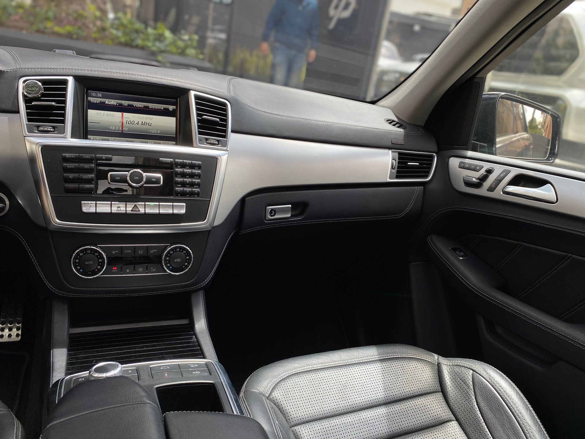 Mercedes-Benz ML63 AMG Modelo 2015 - Autos 93