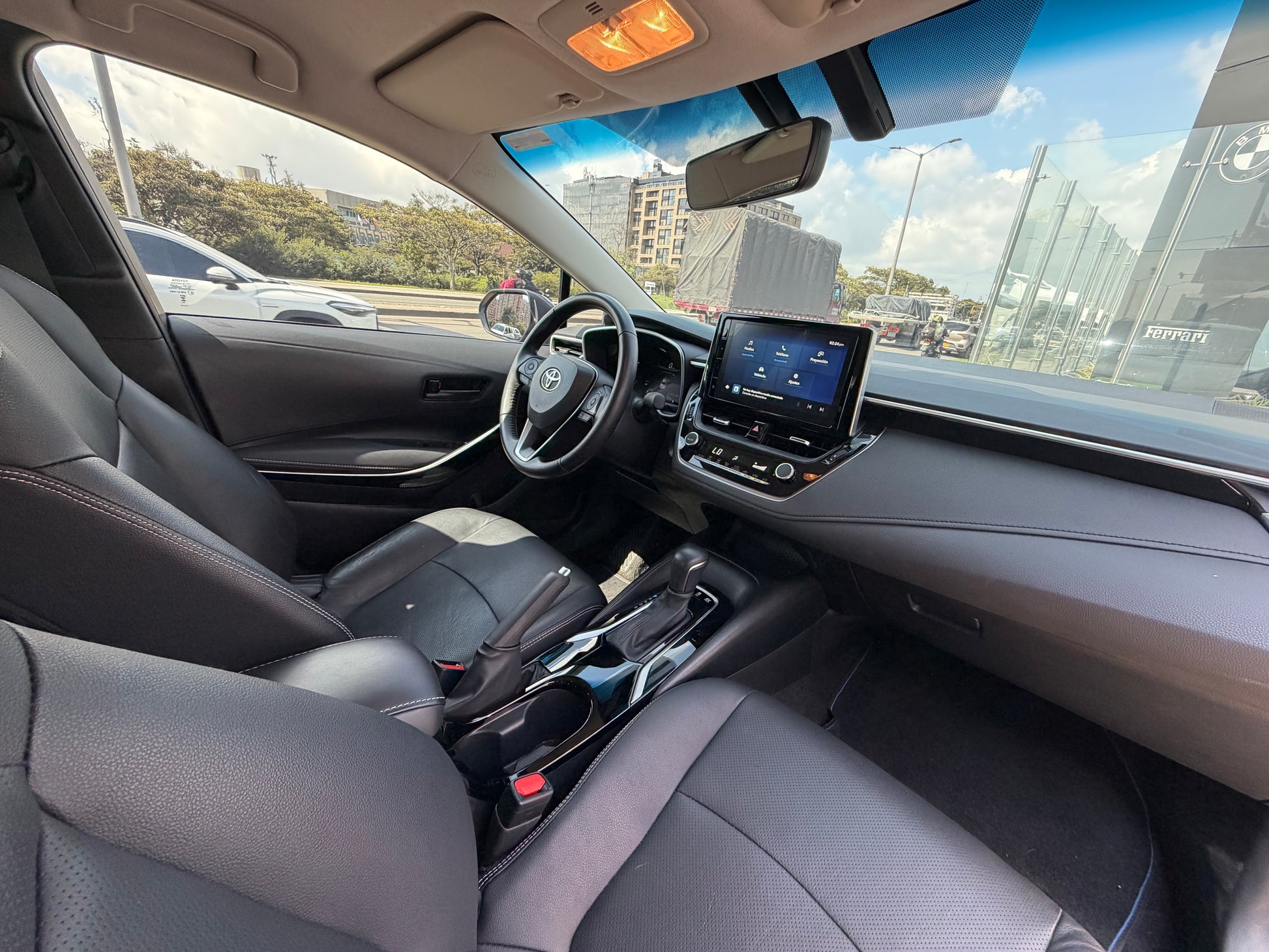 Toyota Corolla XEi Hybrid Modelo 2024 - Autos 93