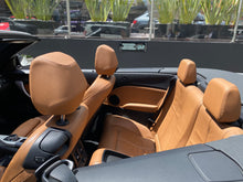 Cargar imagen en el visor de la galería, BMW M240I Cabriolet Modelo 2021
