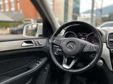 Cargar imagen en el visor de la galería, Mercedes-Benz GLE 250D 4MATIC Modelo 2018
