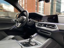 Cargar imagen en el visor de la galería, BMW X6 xDrive40I Paquete M Modelo 2023

