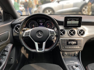 Mercedes-Benz AMG CLA 45 Modelo 2015