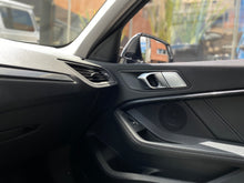 Cargar imagen en el visor de la galería, BMW 118I Modelo 2021
