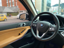 Cargar imagen en el visor de la galería, BMW X5 xDrive50I Modelo 2019
