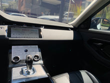Cargar imagen en el visor de la galería, Land Rover Range Rover Evoque P250S Modelo 2020
