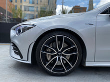 Cargar imagen en el visor de la galería, Mercedes-Benz AMG CLA 35 4MATIC Modelo 2022
