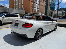 Cargar imagen en el visor de la galería, BMW M240I Cabriolet Modelo 2021
