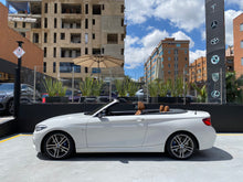 Cargar imagen en el visor de la galería, BMW M240I Cabriolet Modelo 2021
