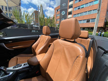Cargar imagen en el visor de la galería, BMW M240I Cabriolet Modelo 2021

