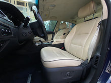 Cargar imagen en el visor de la galería, Hyundai Equus GLS Modelo 2016
