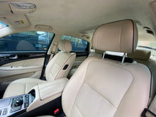 Cargar imagen en el visor de la galería, Hyundai Equus GLS Modelo 2016
