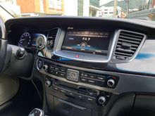 Cargar imagen en el visor de la galería, Hyundai Equus GLS Modelo 2016
