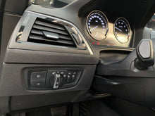Cargar imagen en el visor de la galería, BMW 220I Cabriolet Modelo 2020
