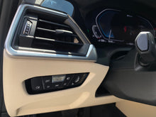 Cargar imagen en el visor de la galería, BMW 330E Híbrido Modelo 2022
