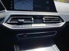 Cargar imagen en el visor de la galería, BMW X5 xDrive45E Modelo 2022
