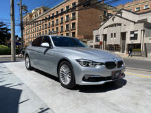 Cargar imagen en el visor de la galería, BMW 320I Luxury Modelo 2016
