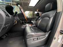Cargar imagen en el visor de la galería, INFINITI QX80 Modelo 2019
