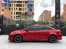 Cargar imagen en el visor de la galería, Toyota Corolla GR Sport Modelo 2023
