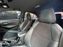 Cargar imagen en el visor de la galería, Toyota Corolla GR Sport Modelo 2023
