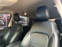 Cargar imagen en el visor de la galería, Ford Escape SE Hybrid Modelo 2020
