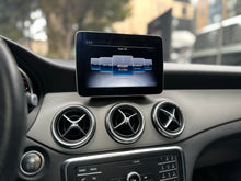 Cargar imagen en el visor de la galería, Mercedes-Benz CLA 180 Blanco Polar Modelo 2019

