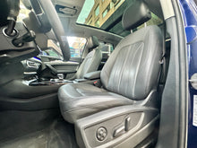Cargar imagen en el visor de la galería, Audi Q5 45 TFSI Quattro  Modelo 2021
