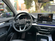 Cargar imagen en el visor de la galería, Audi Q5 45 TFSI Quattro  Modelo 2021
