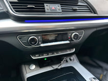 Cargar imagen en el visor de la galería, Audi Q5 45 TFSI Quattro  Modelo 2021
