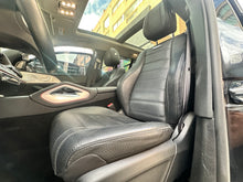 Cargar imagen en el visor de la galería, Mercedes Benz GLS 450 4MATIC Modelo 2020
