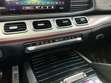 Cargar imagen en el visor de la galería, Mercedes Benz GLS 450 4MATIC Modelo 2020
