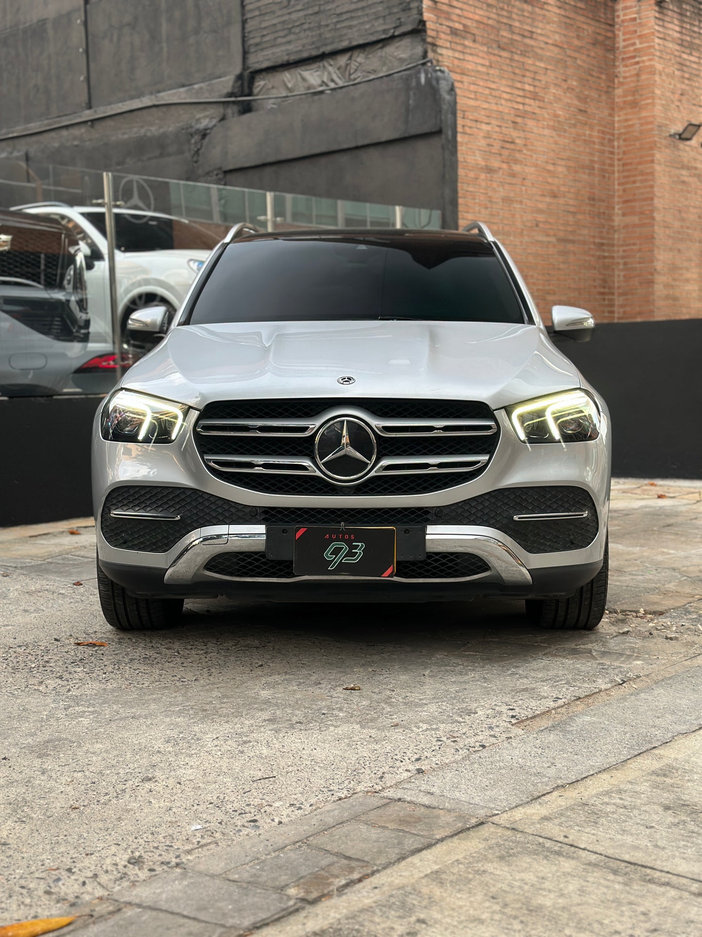 Mercedes-Benz GLE 300D 4MATIC 2020 - Autos 93