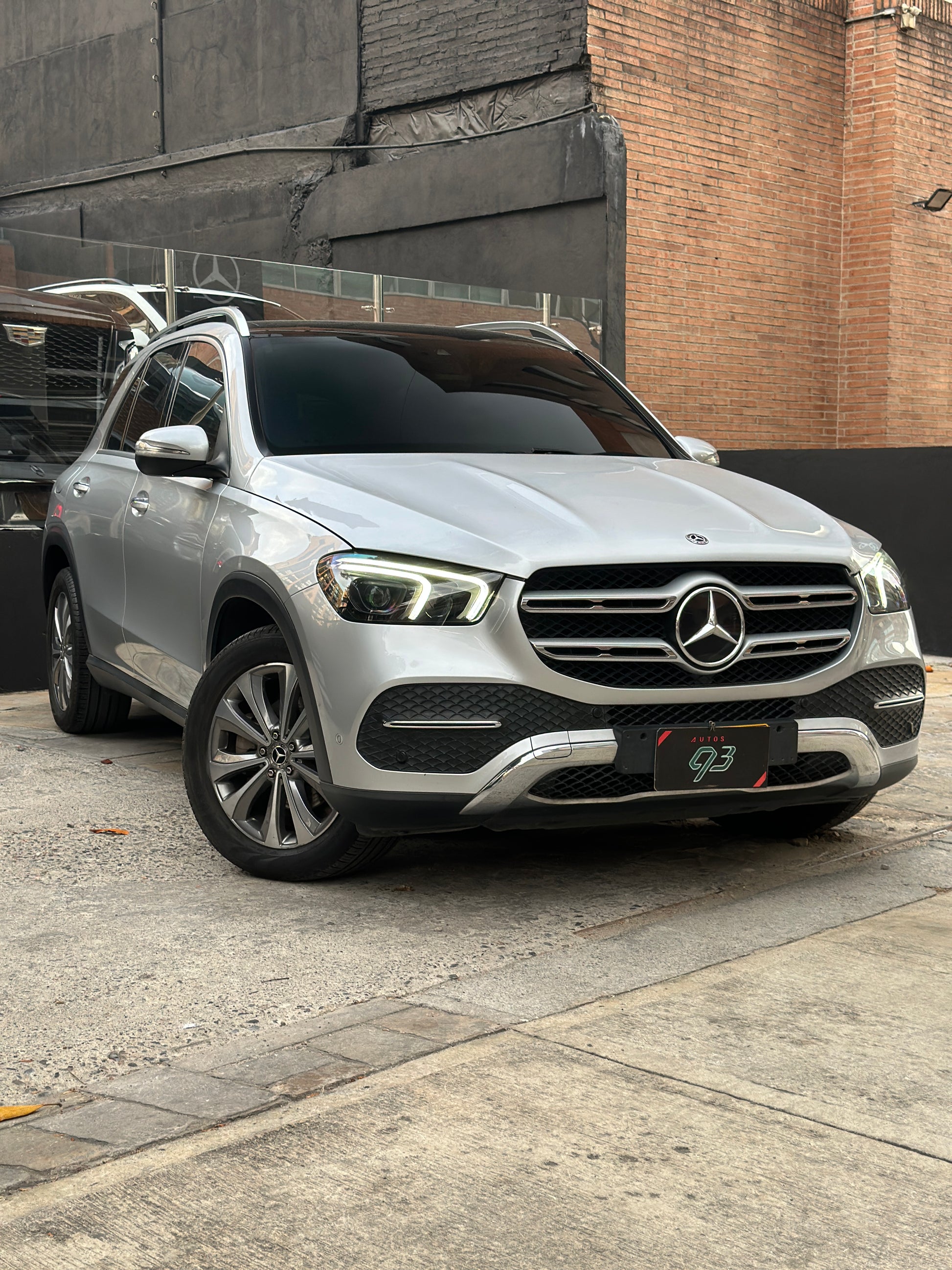 Mercedes-Benz GLE 300D 4MATIC 2020 - Autos 93