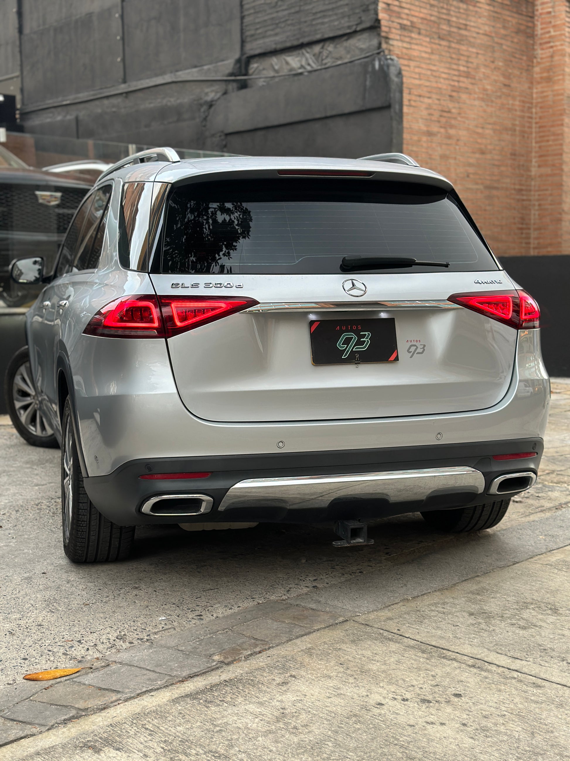 Mercedes-Benz GLE 300D 4MATIC 2020 - Autos 93