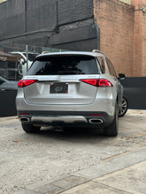 Cargar imagen en el visor de la galería, Mercedes-Benz GLE 300D 4MATIC 2020
