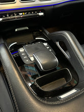 Cargar imagen en el visor de la galería, Mercedes-Benz GLE 300D 4MATIC 2020
