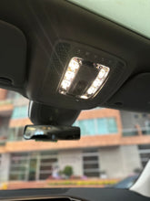 Cargar imagen en el visor de la galería, Mercedes-Benz GLE 300D 4MATIC 2020
