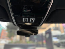 Cargar imagen en el visor de la galería, Land Rover Range Rover Velar Modelo 2019
